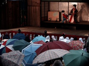 p7雨中公演の舞台